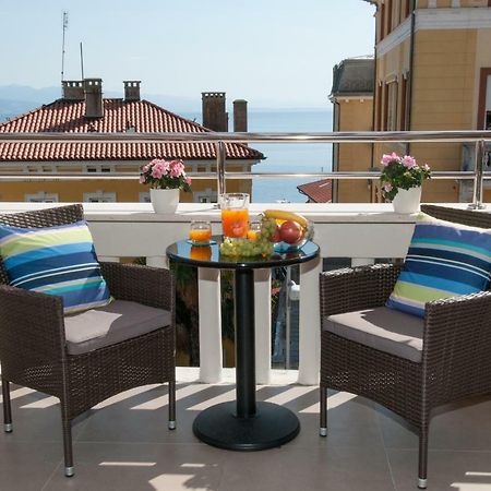 Iva, Opatija Centar Exterior foto