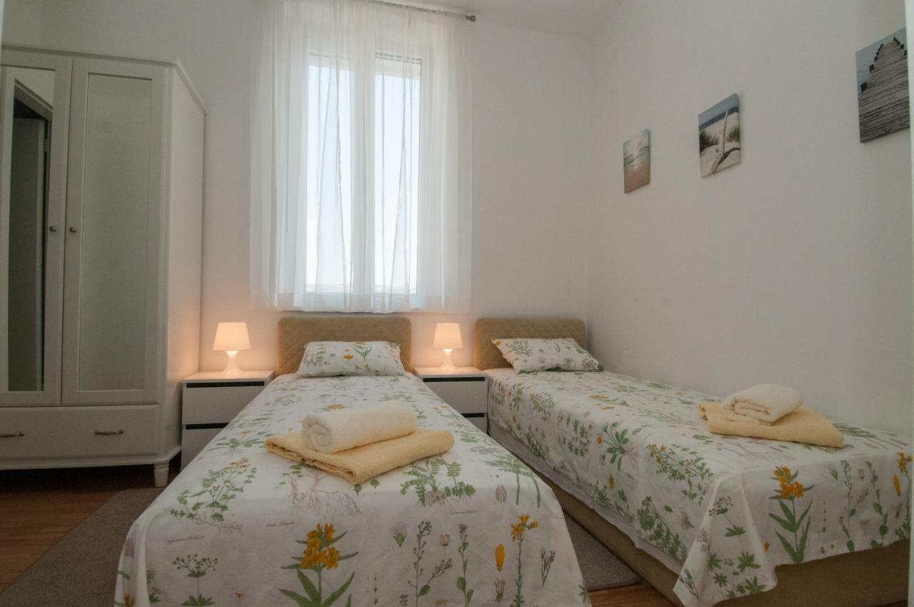 Iva, Opatija Centar Exterior foto