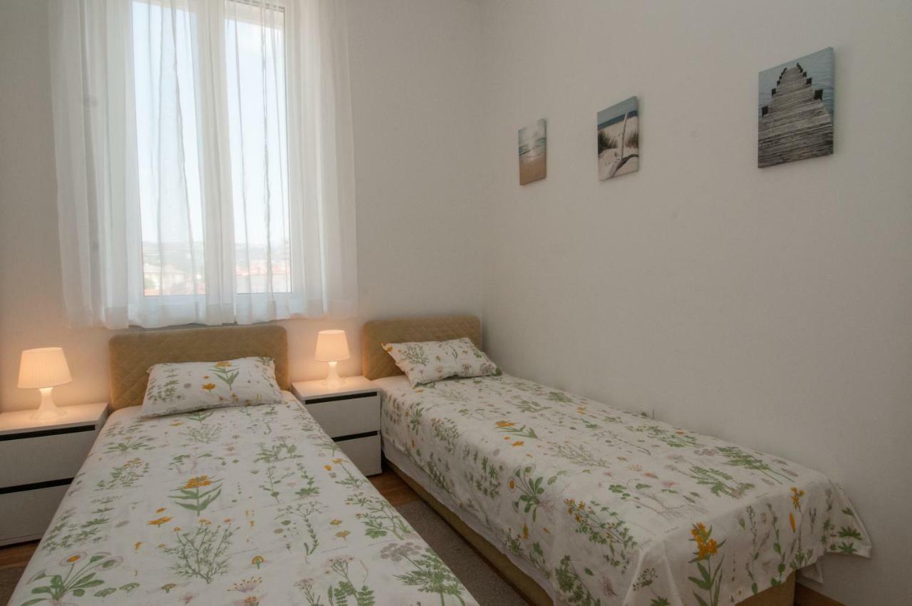 Iva, Opatija Centar Exterior foto